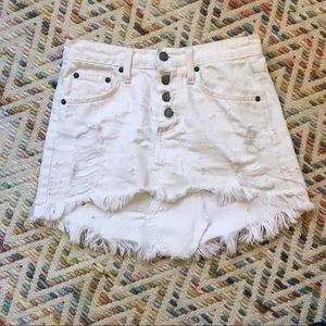 LF white skirt